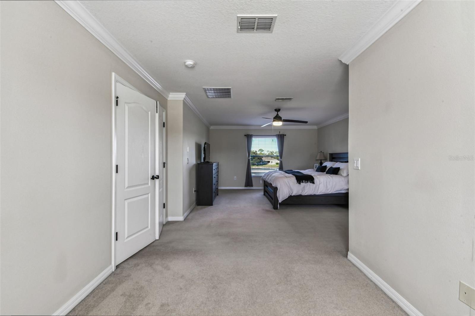 LAKE TALIA PH 02 - Residential