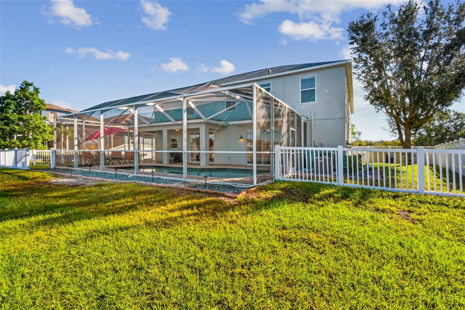 LAKE TALIA PH 02 - Residential