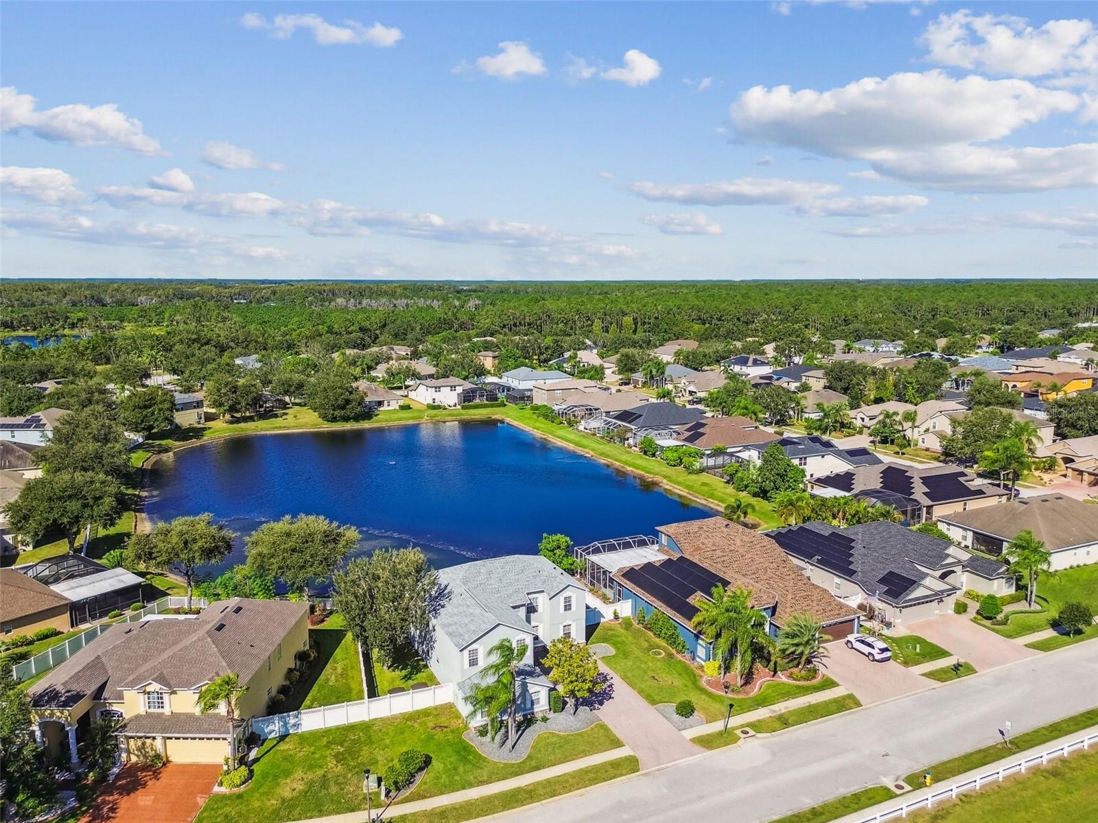 LAKE TALIA PH 02 - Residential