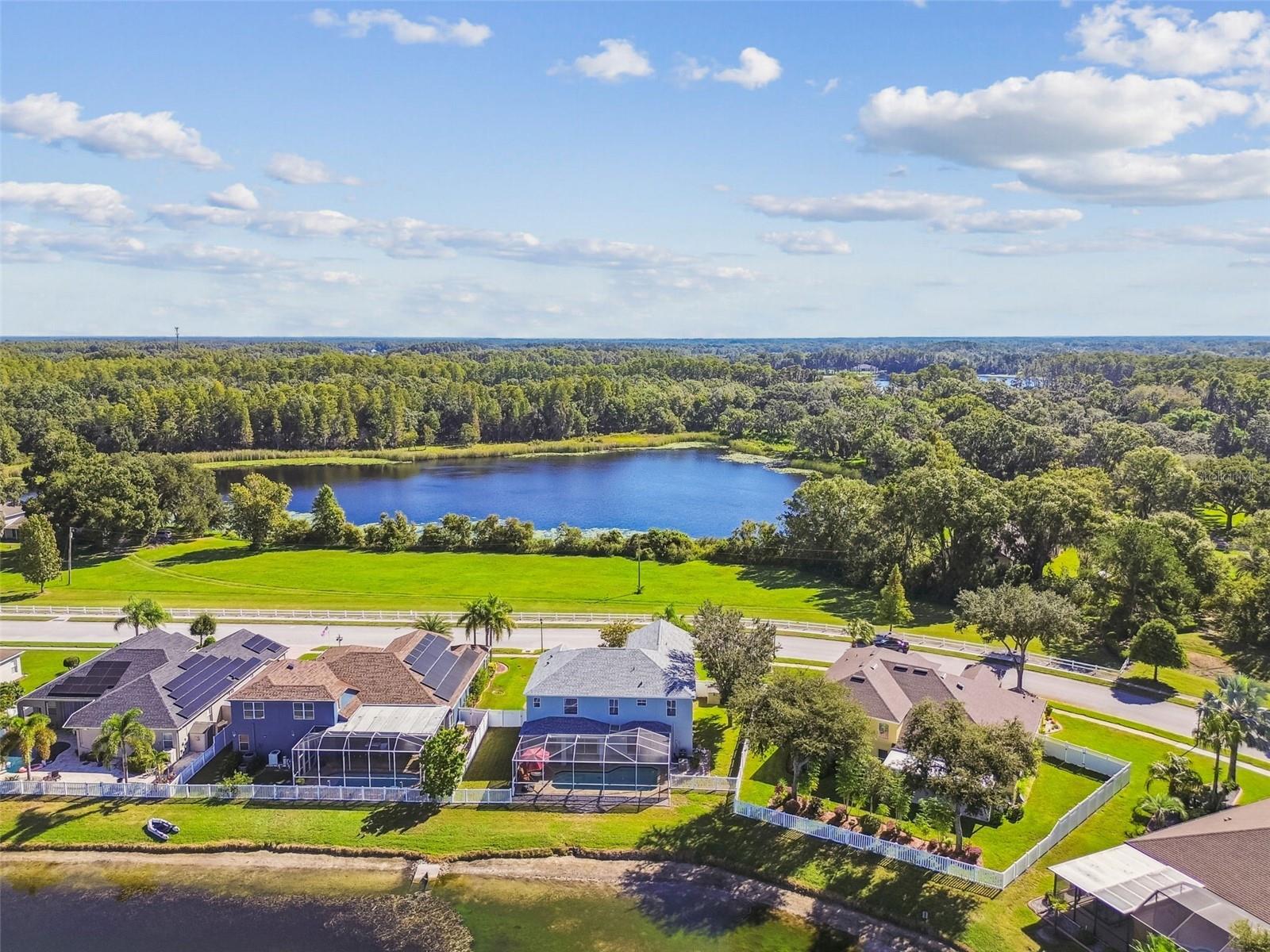 LAKE TALIA PH 02 - Residential