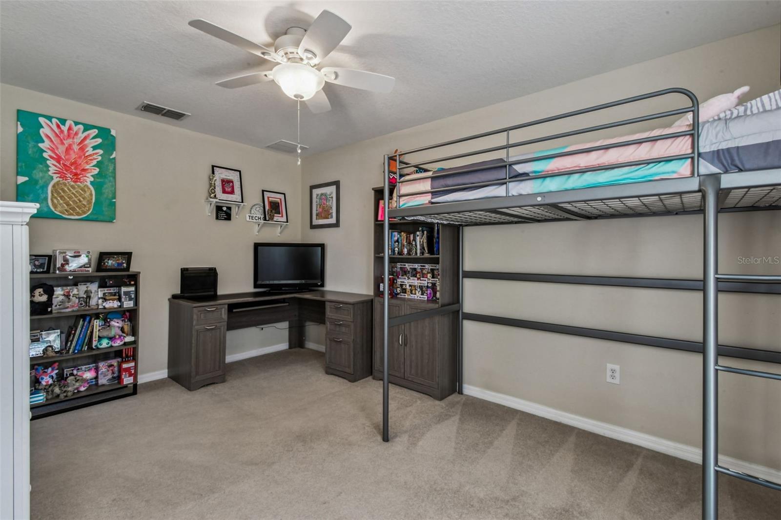 LAKE TALIA PH 02 - Residential