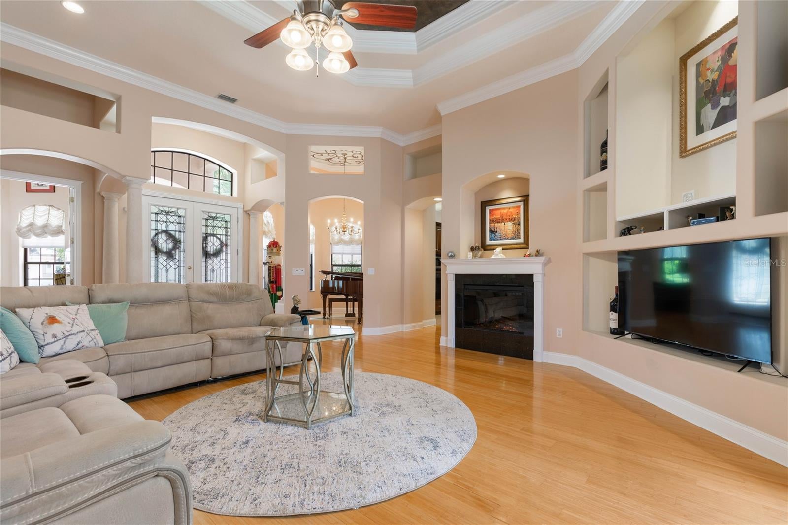 8 N WATERVIEW DRIVE