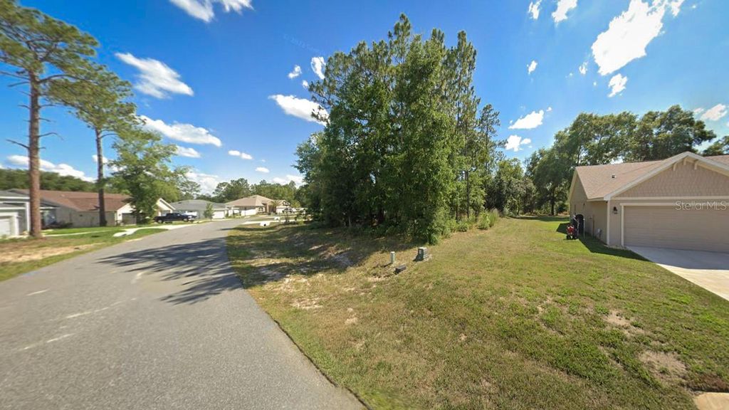 Photo of 62nd, Ocala, FL 34476 (MLS # TB8452204)