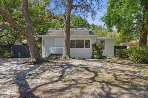 Photo of 10012 N 10th Street, Tampa, FL 33612 (MLS # O6392654)