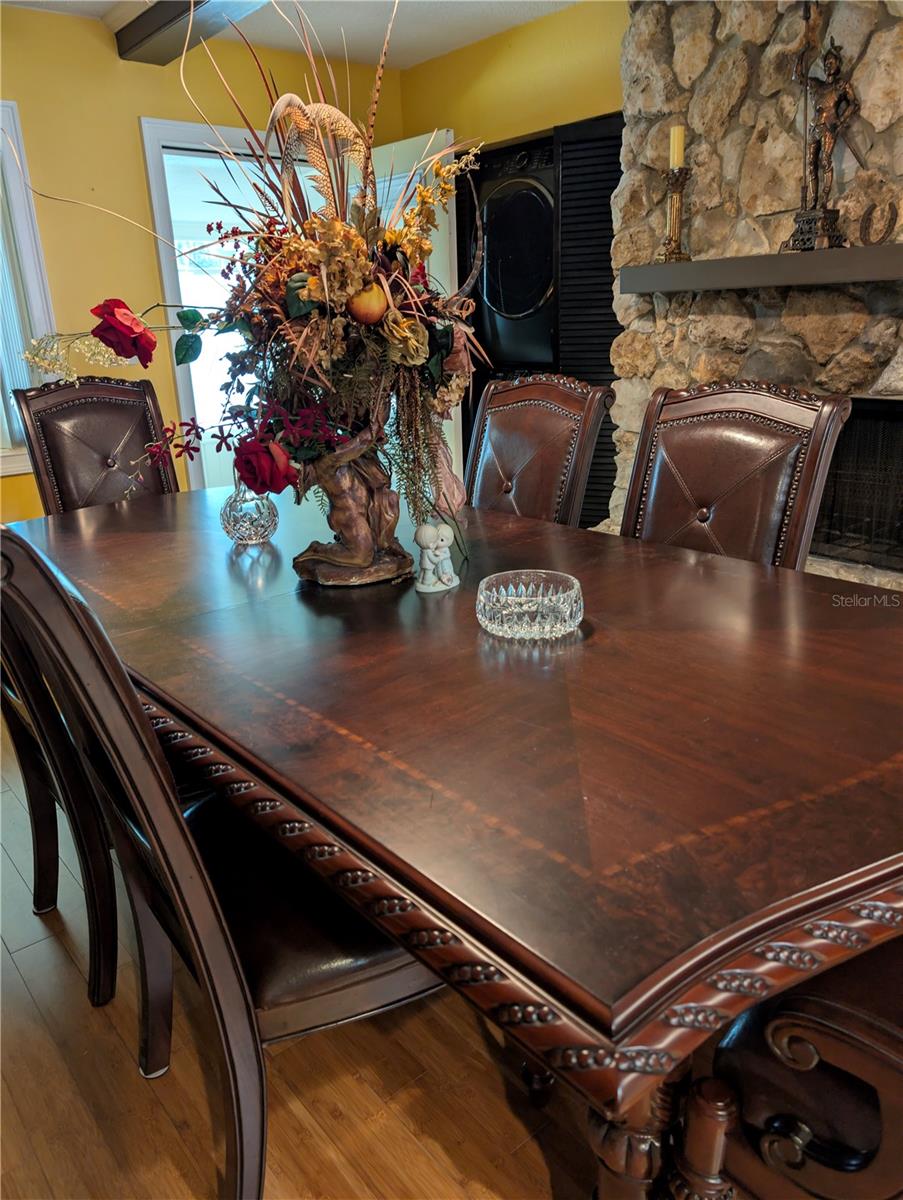 ON TOP OF THE WORLD - Residential