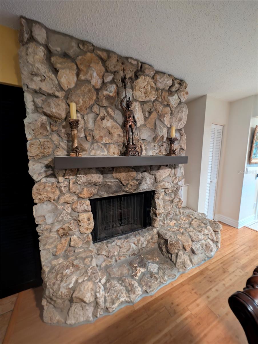 ON TOP OF THE WORLD - Residential