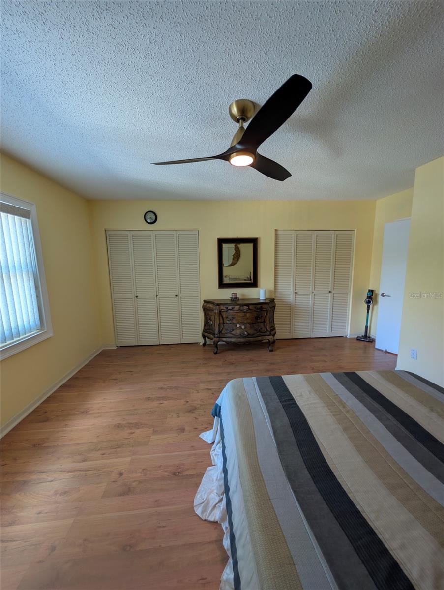 ON TOP OF THE WORLD - Residential