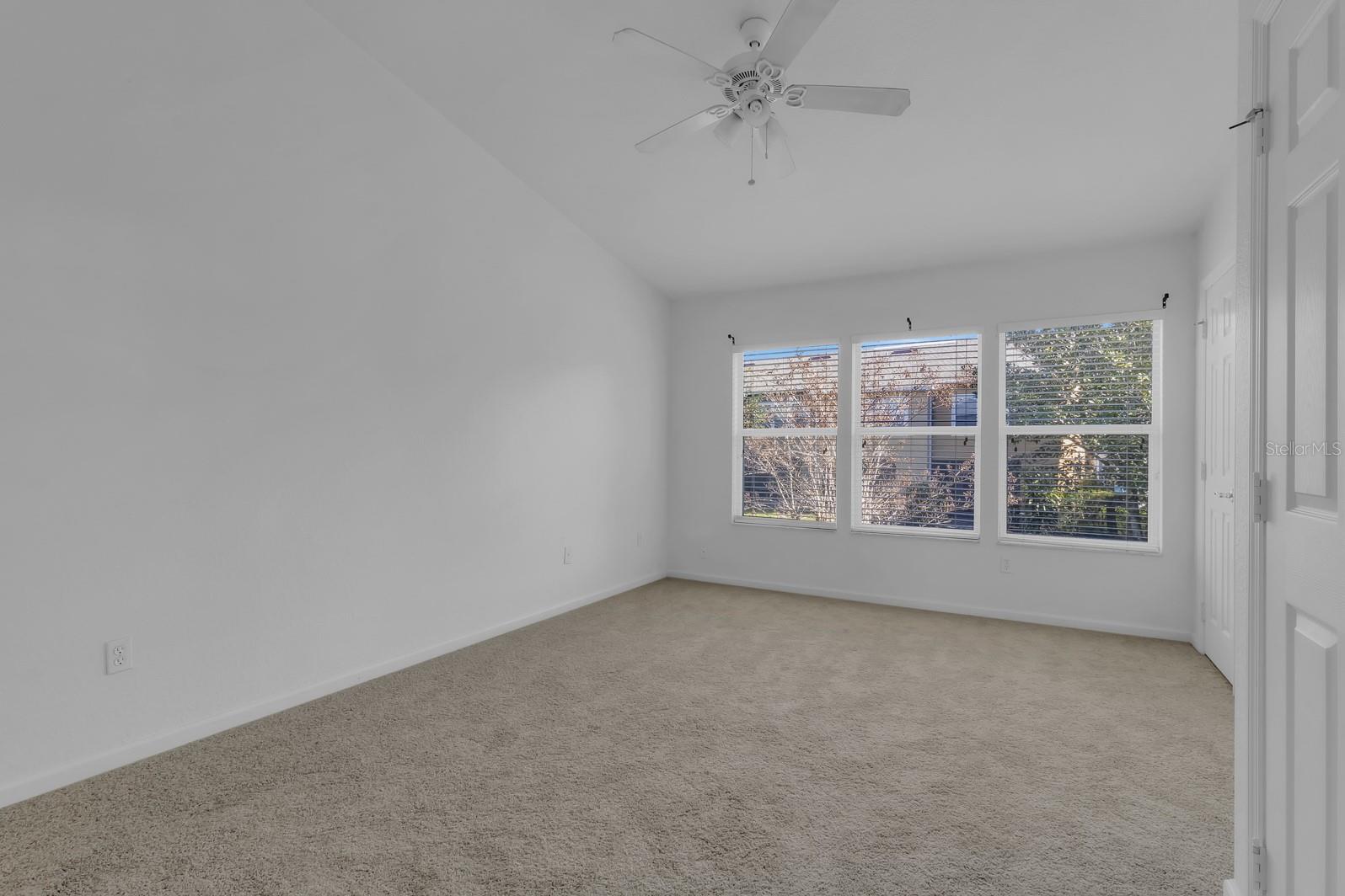 REGENCY OAKS UNIT ONE - Residential