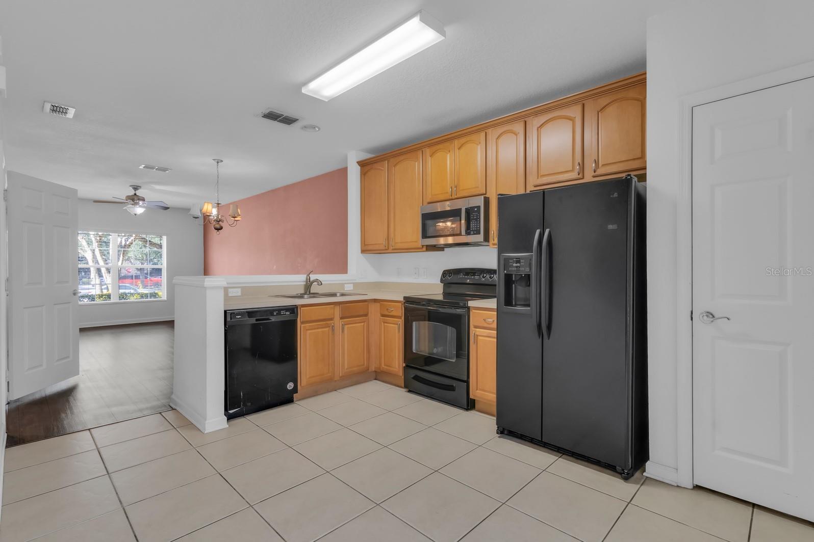 REGENCY OAKS UNIT ONE - Residential