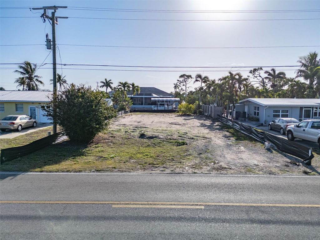 Photo of 3314 York Road, St James City, FL 33956 (MLS # O6396752)
