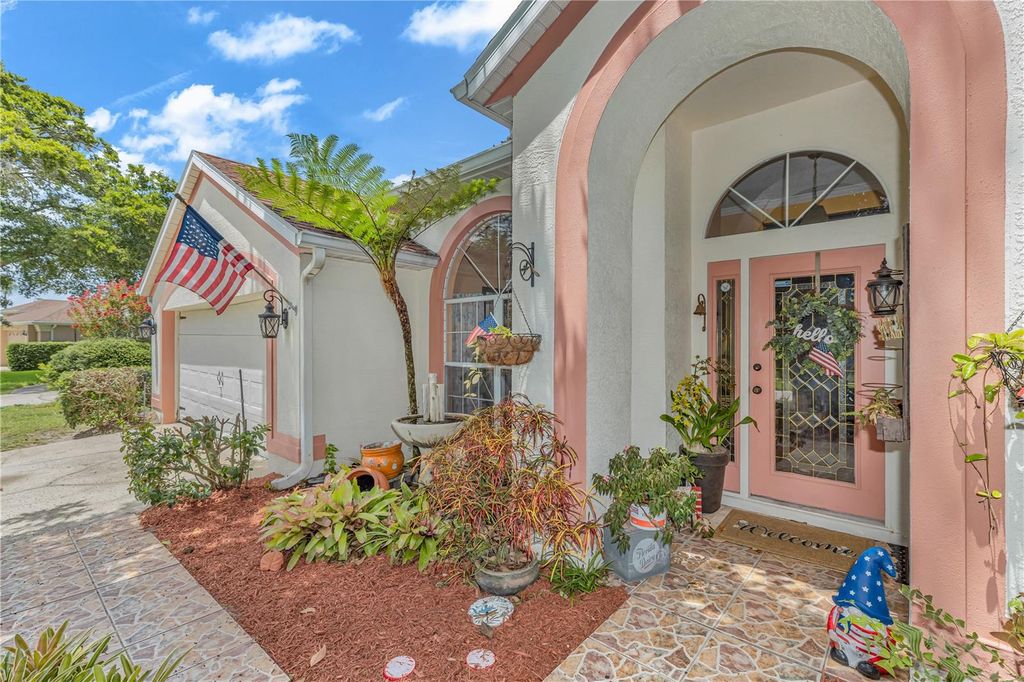 Photo of 1587 Hunters Stand Run, Oviedo, FL 32765 (MLS # O6329103)