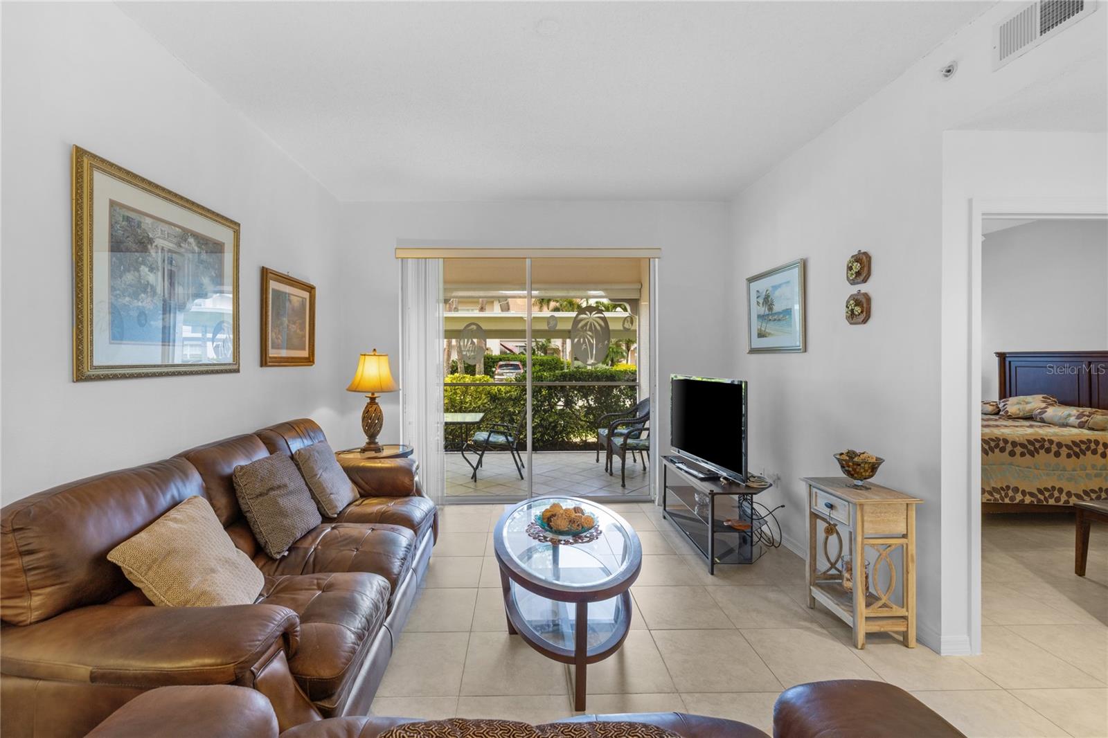 PLAZA DE FLORES - Residential
