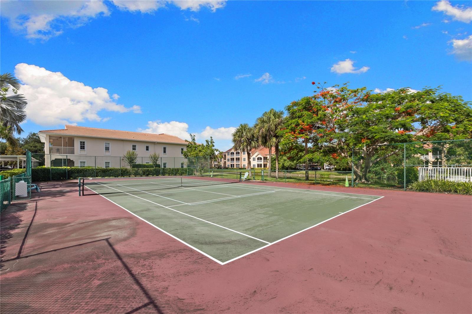 PLAZA DE FLORES - Residential
