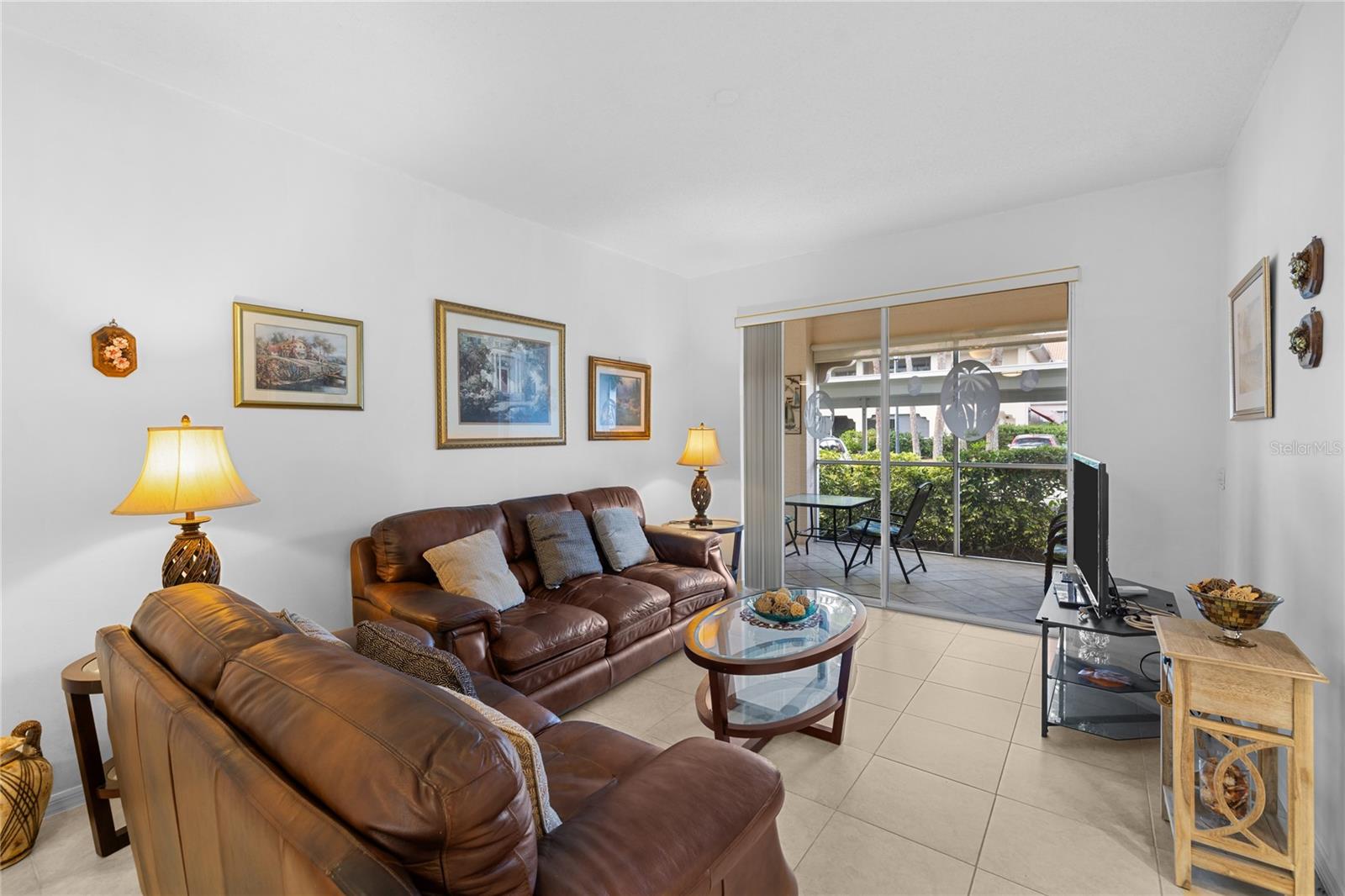 PLAZA DE FLORES - Residential