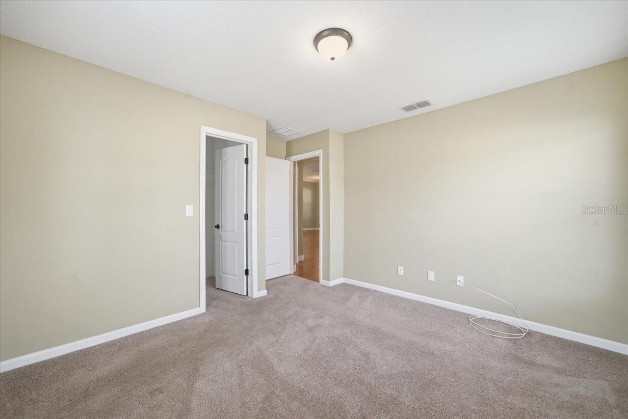 WALDEN POINTE - Residential