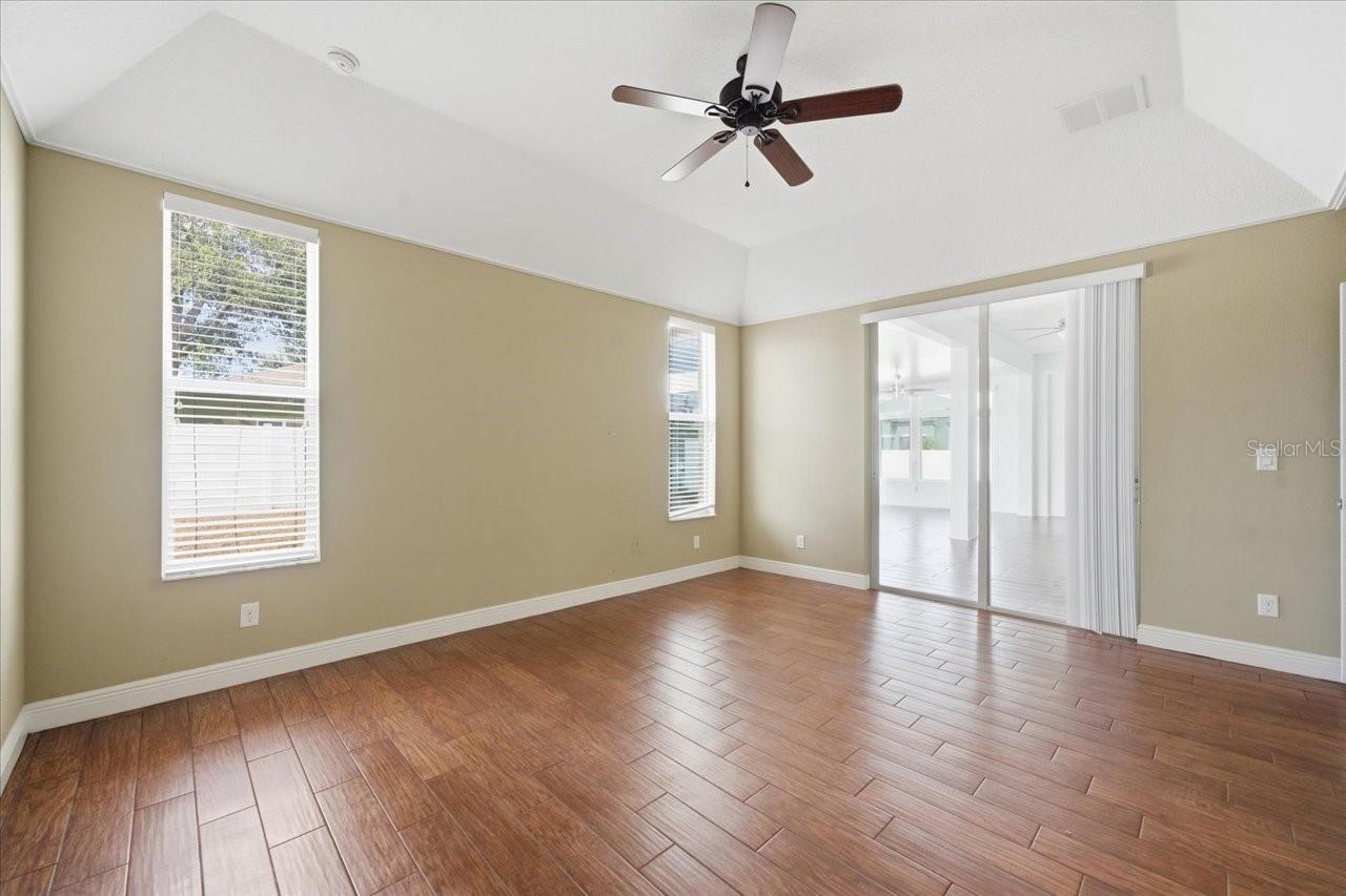 WALDEN POINTE - Residential