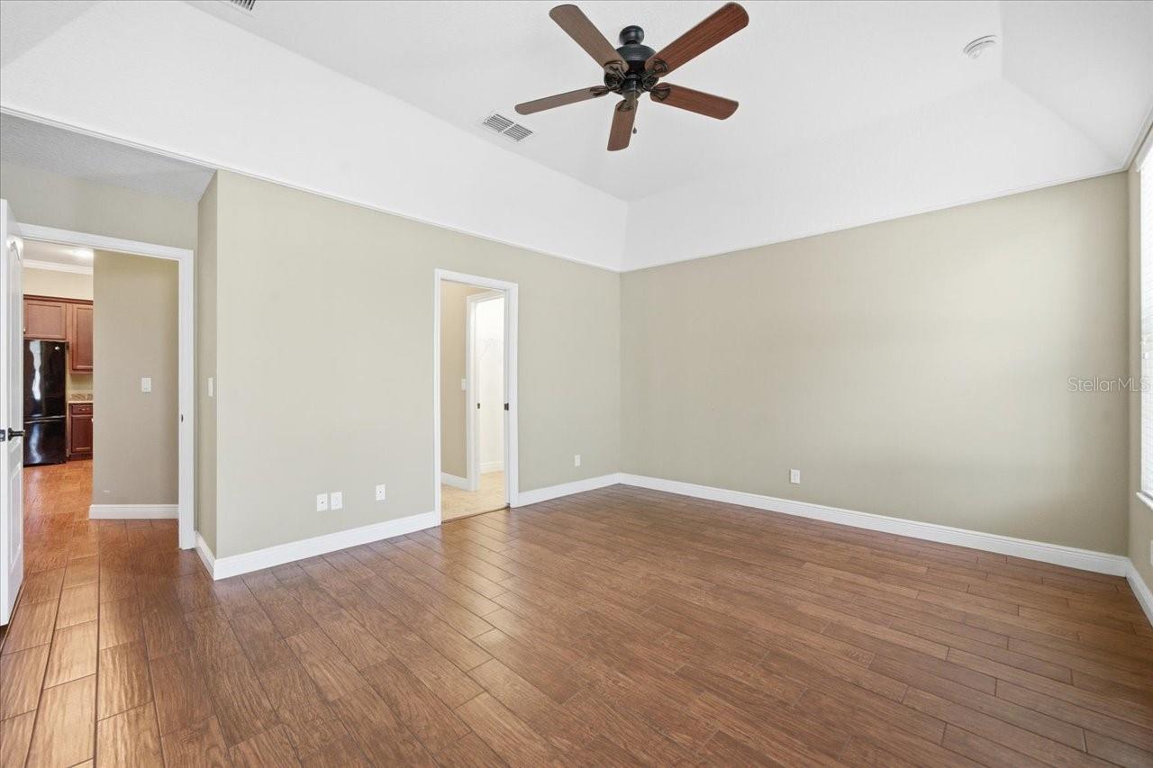 WALDEN POINTE - Residential