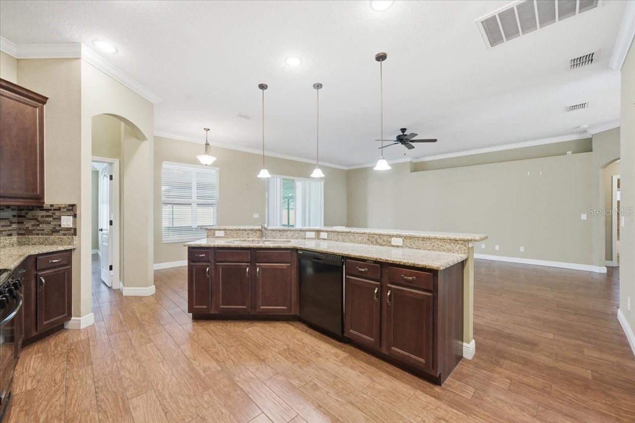 WALDEN POINTE - Residential