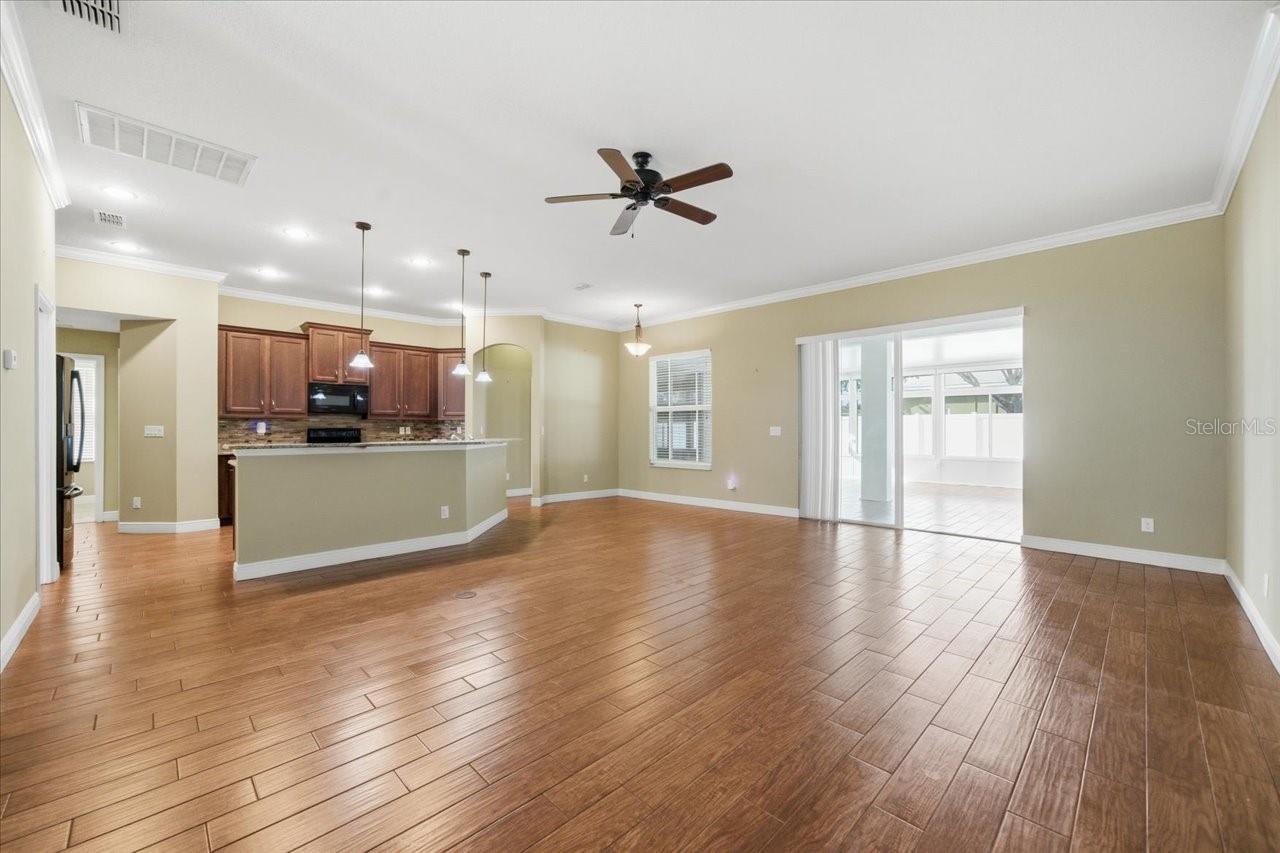 WALDEN POINTE - Residential