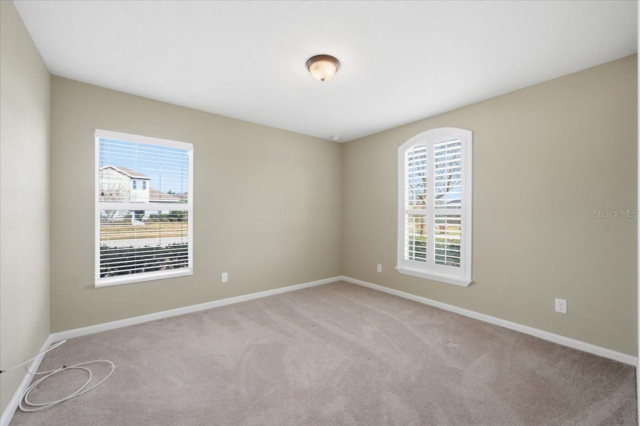 WALDEN POINTE - Residential