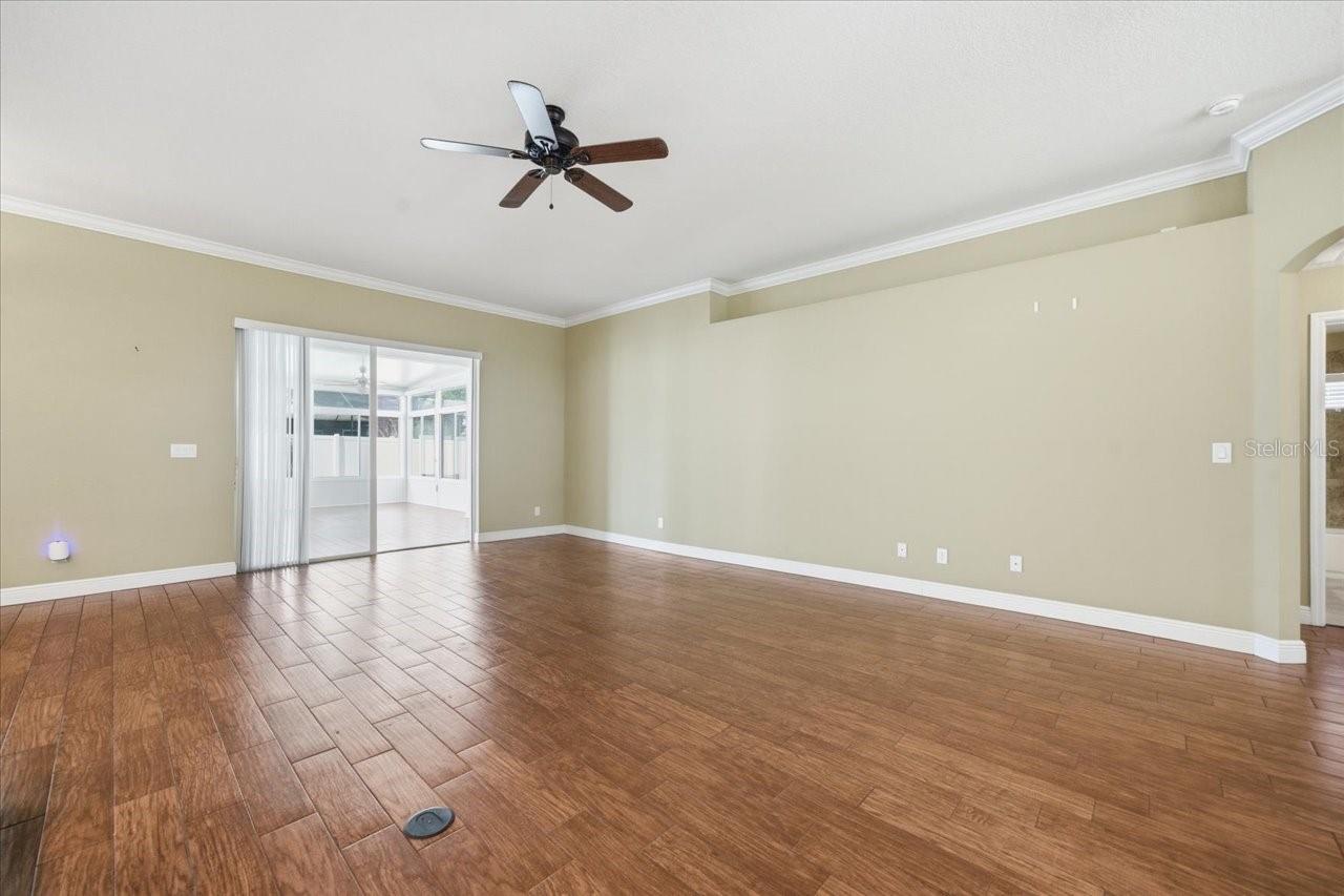 WALDEN POINTE - Residential