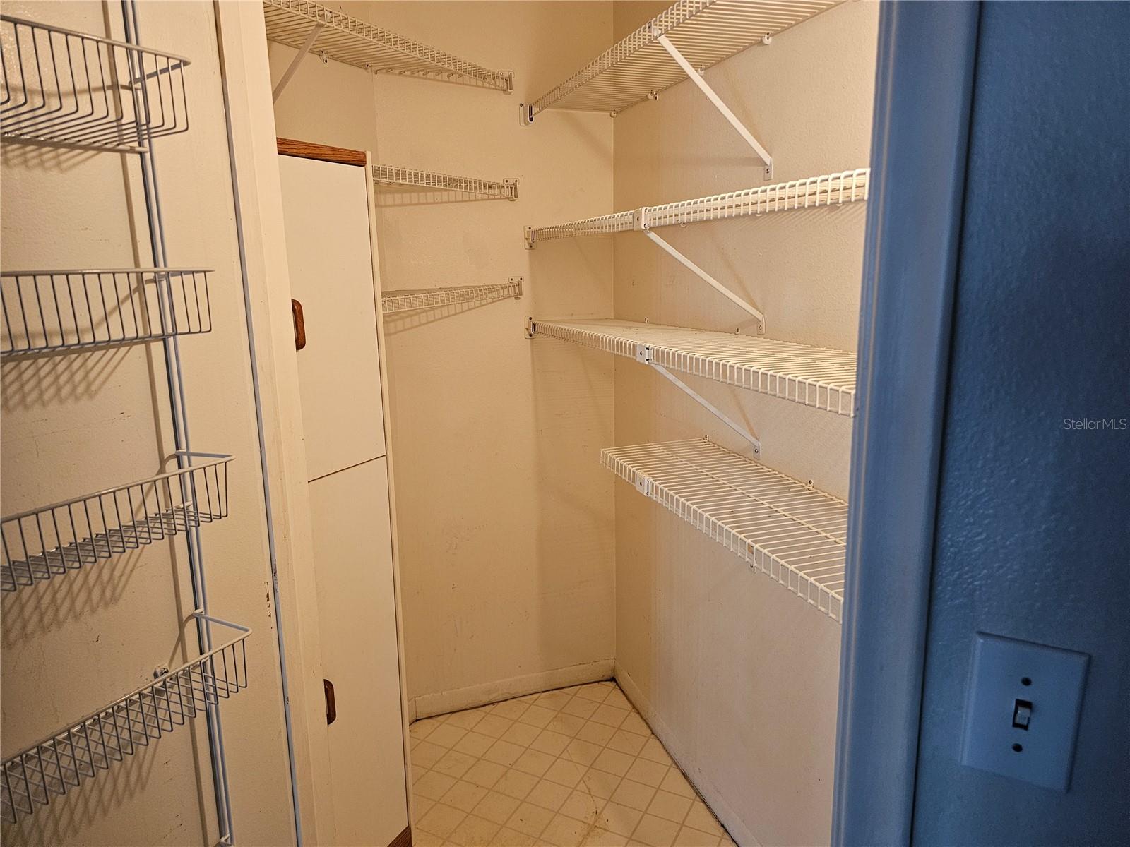 SOUTHPOINTE CONDO UNIT 4 - Residential