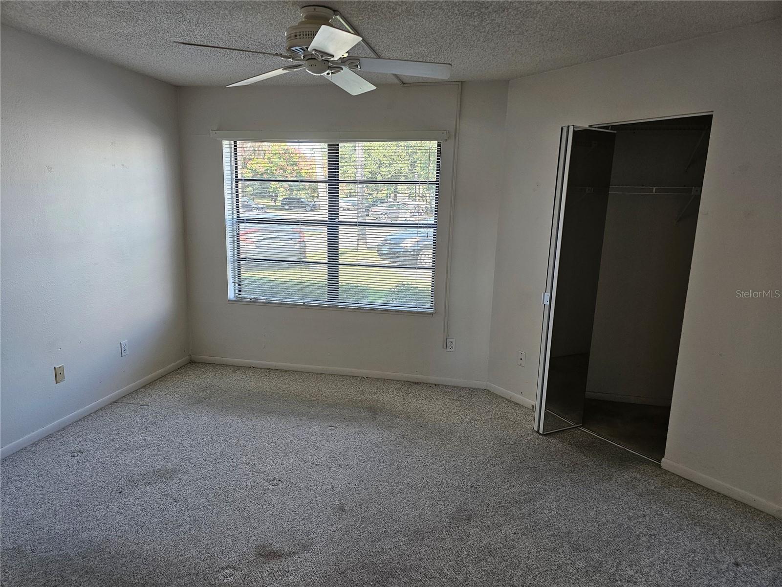 SOUTHPOINTE CONDO UNIT 4 - Residential