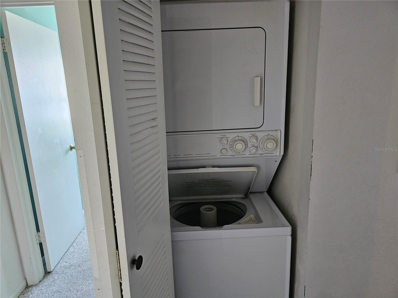 SOUTHPOINTE CONDO UNIT 4 - Residential