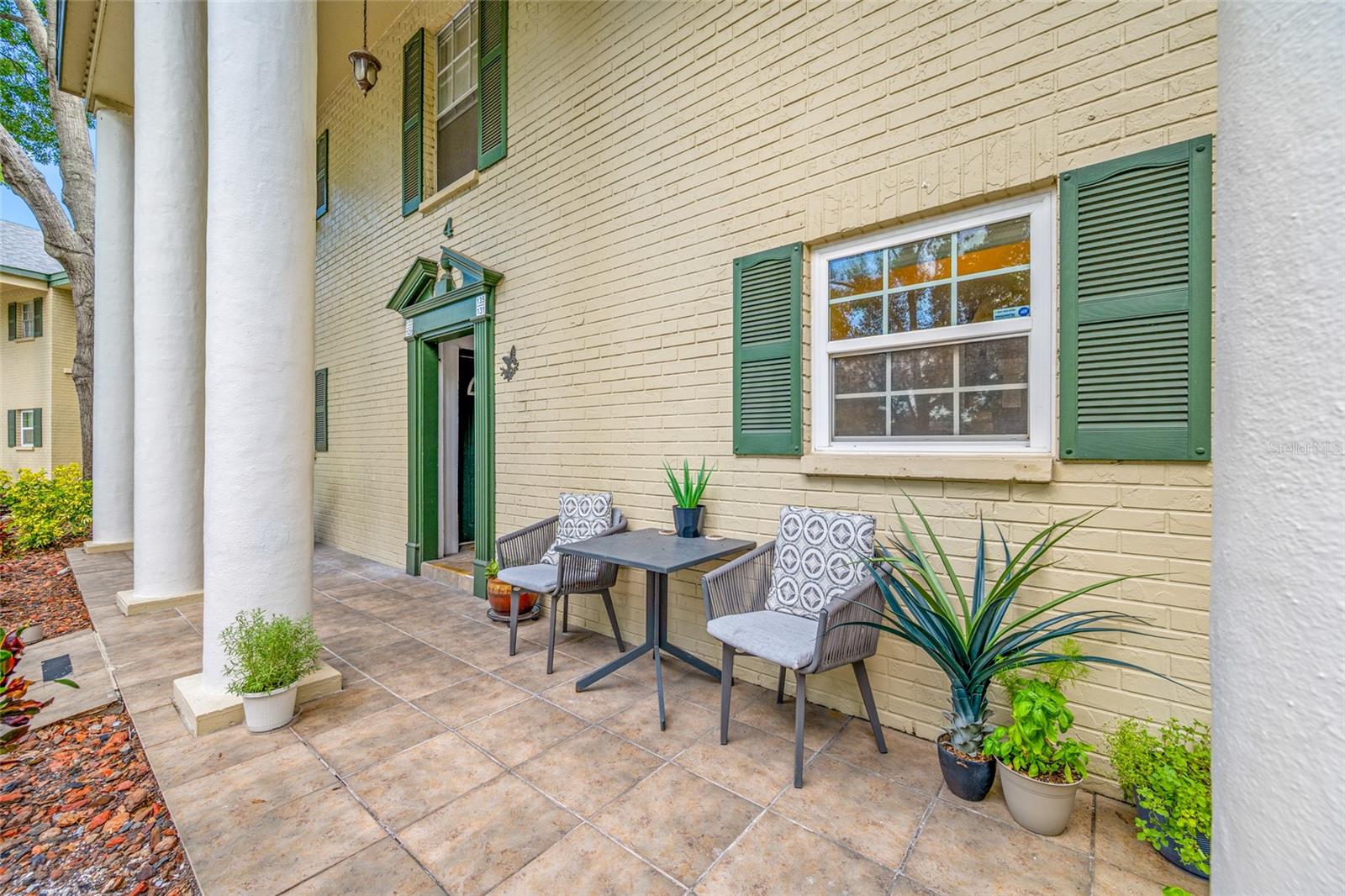 131 N MERCURY AVENUE 131