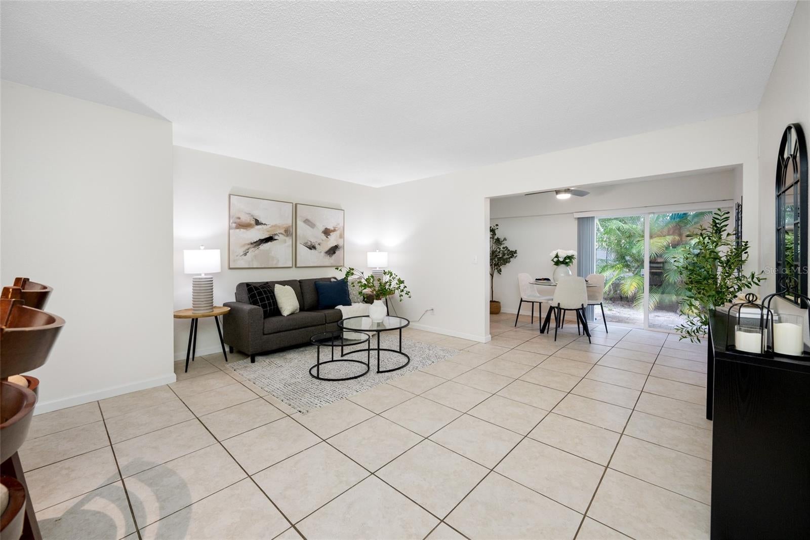 131 N MERCURY AVENUE 131