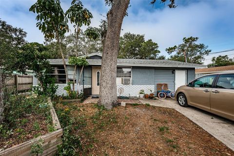 Photo of 15224 George Boulevard, Clearwater, FL 33760 (MLS # TB8452106)