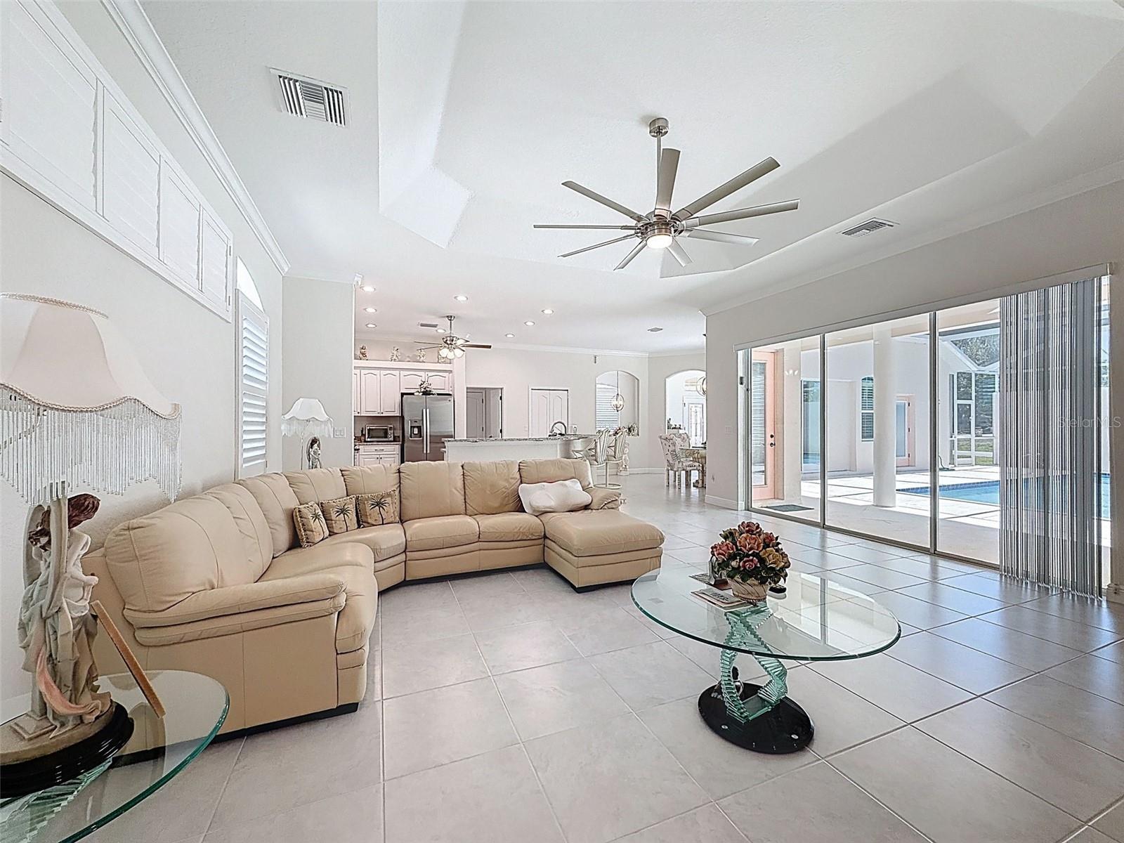 SPRING HILL - Residential