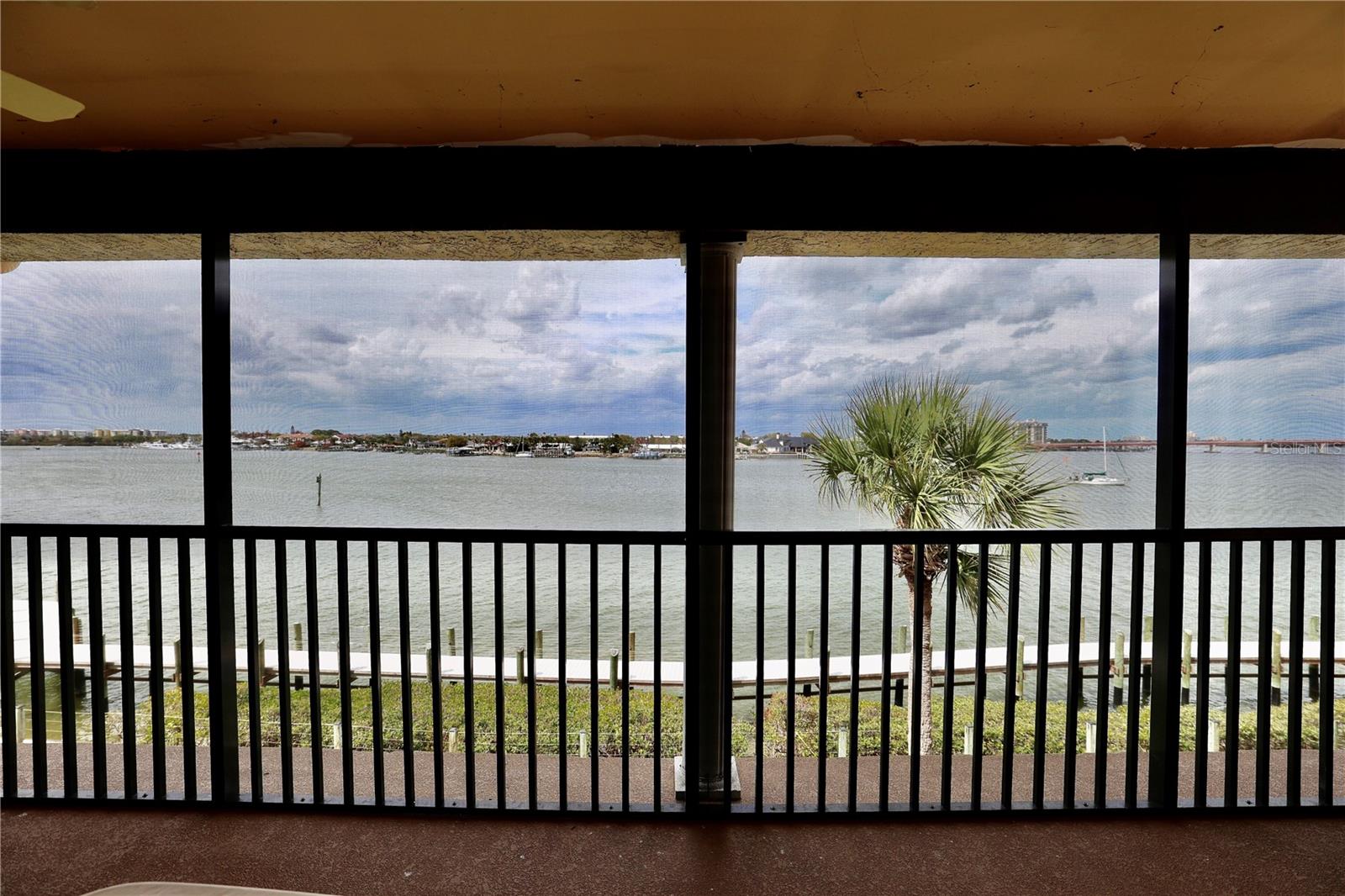 BOUCHELLE ISLAND CONDO - Residential