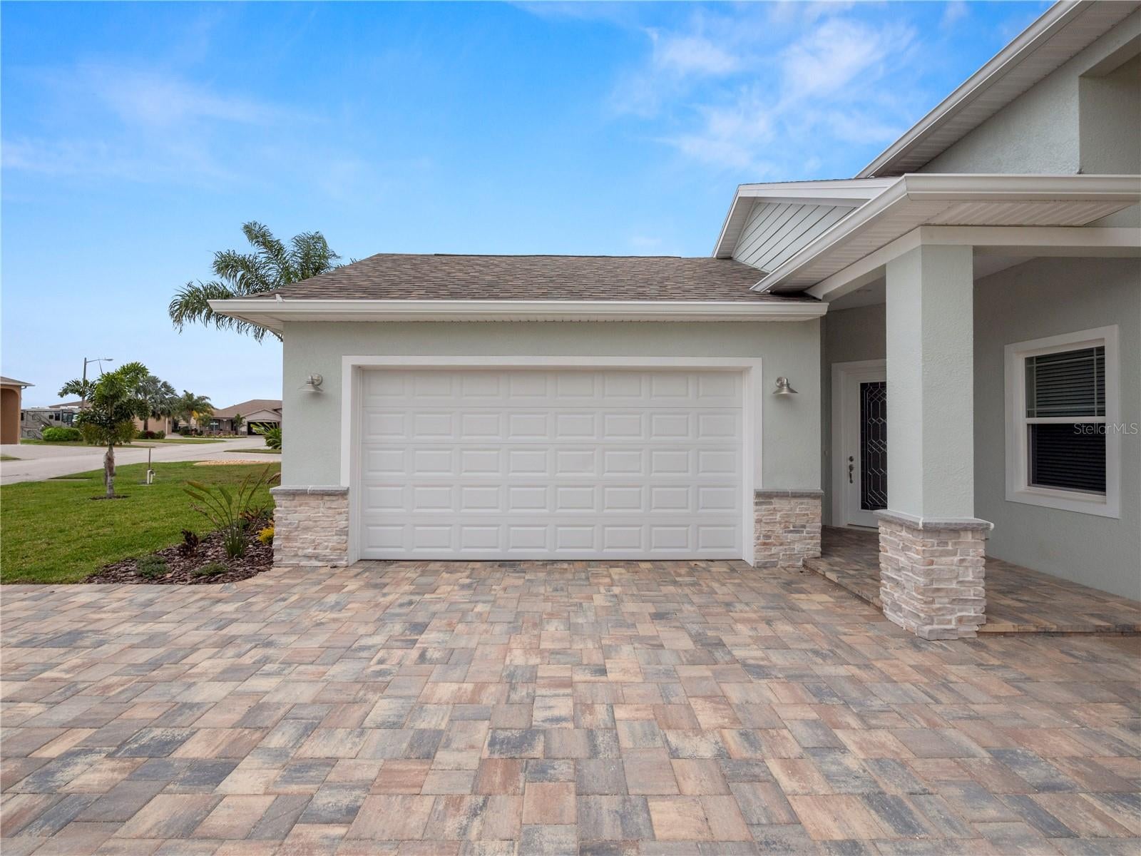 715 TEABERRY TRAIL