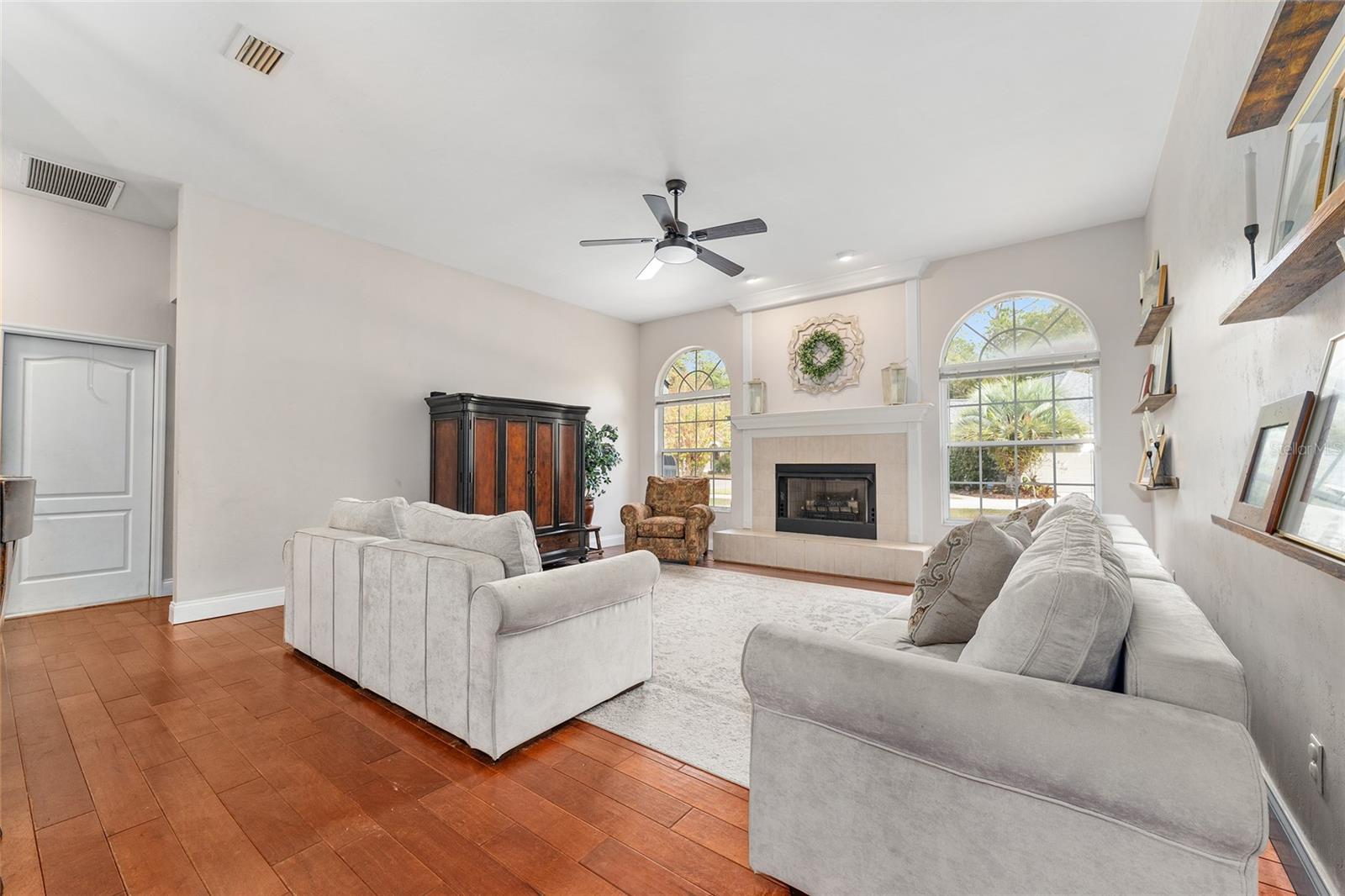 STERLING PLACE - Residential