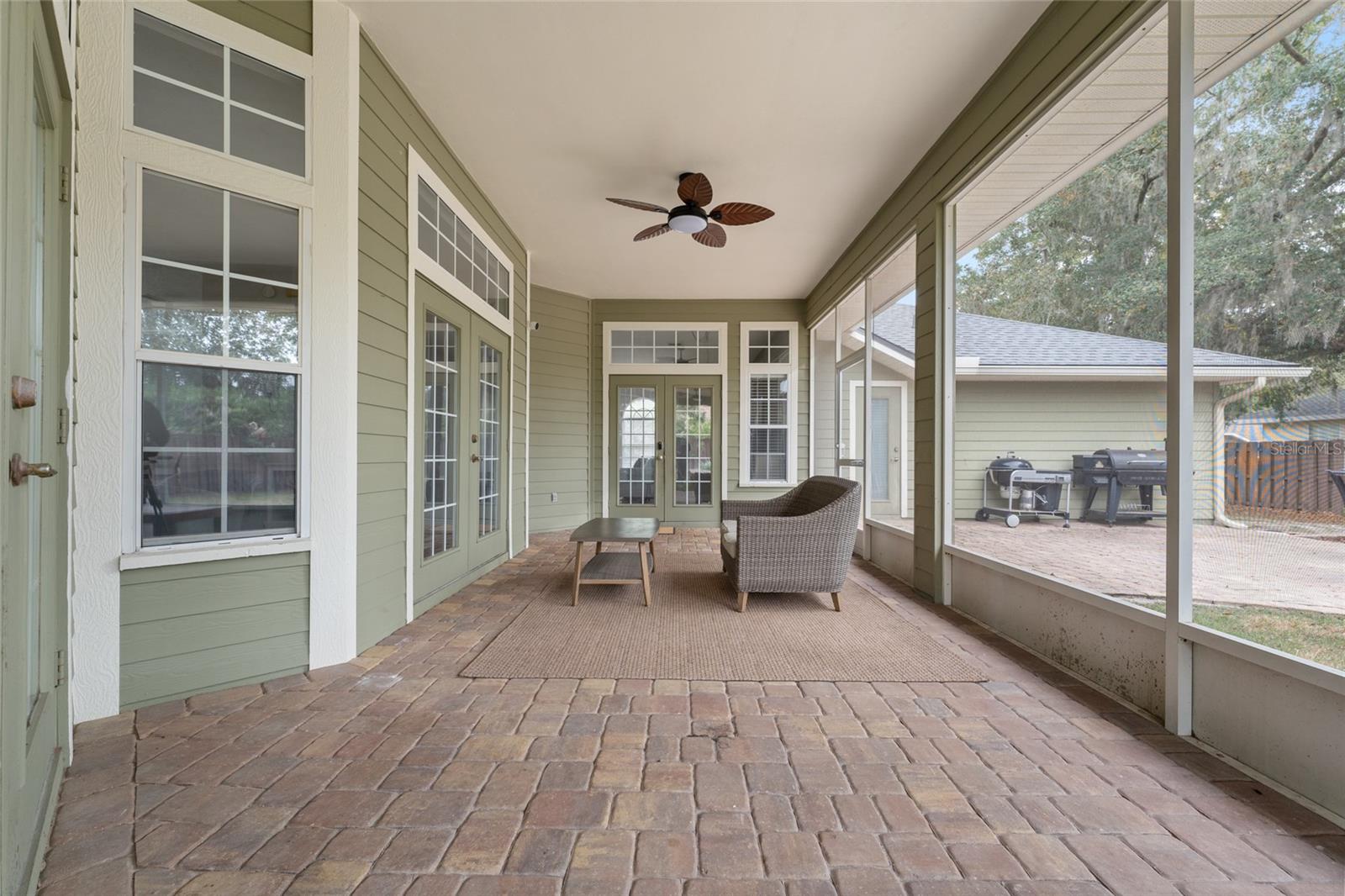 STERLING PLACE - Residential