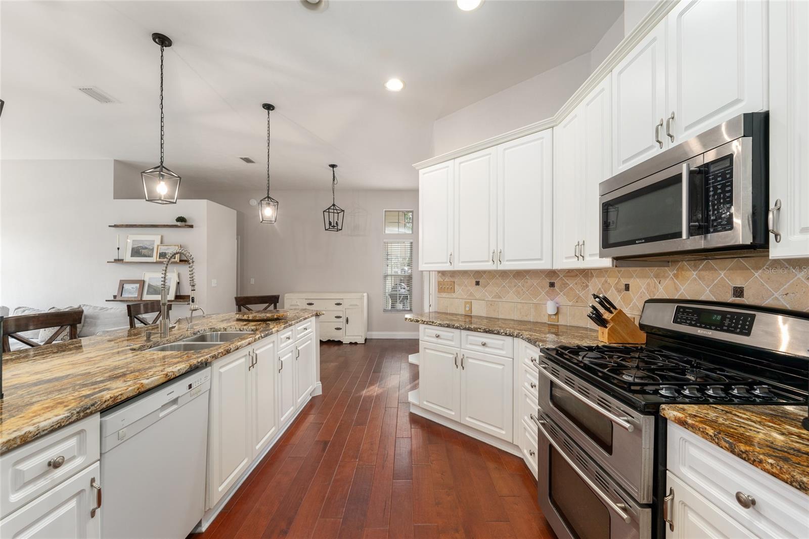 STERLING PLACE - Residential