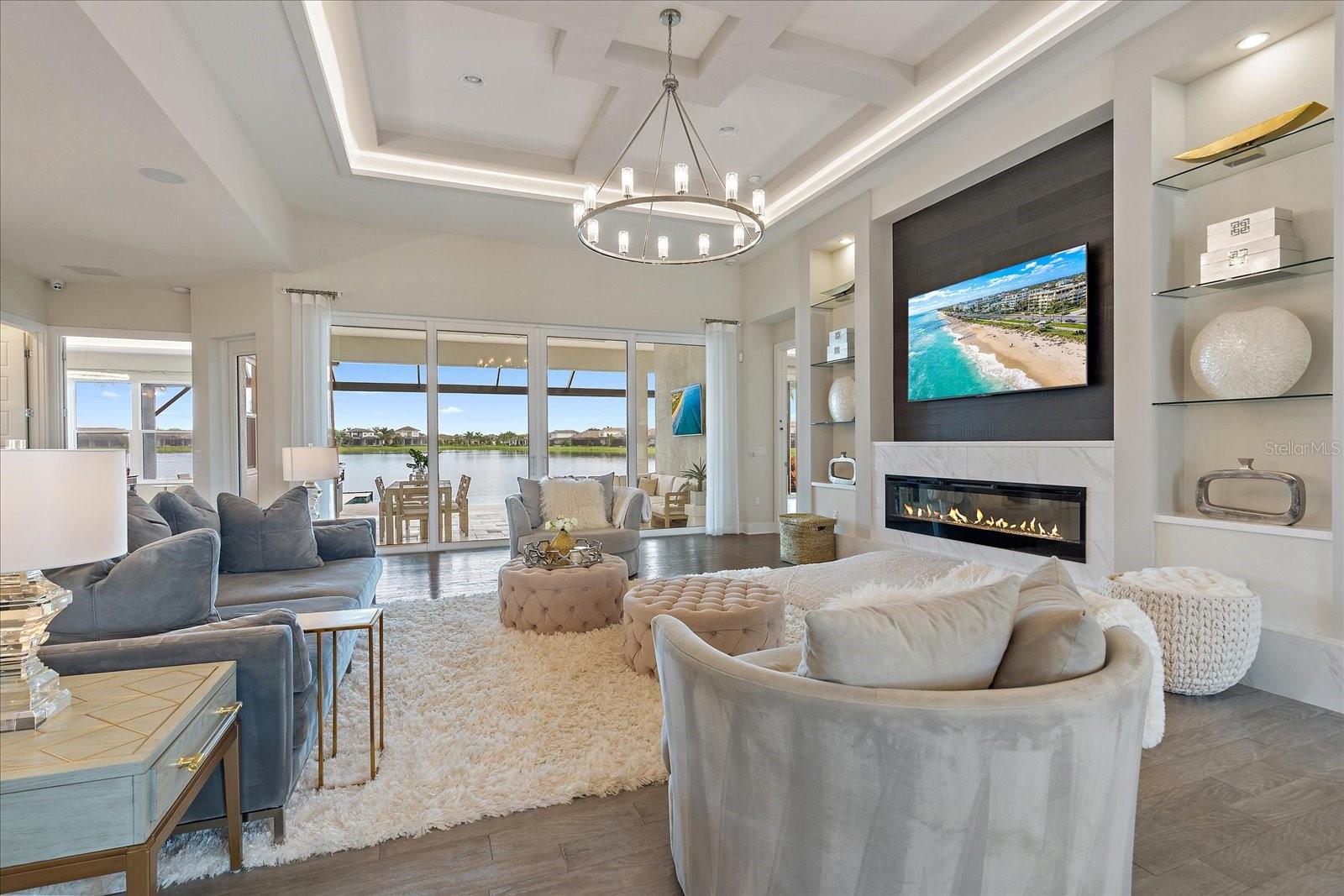 LAKEHOUSE COVE/WATERSIDE PH 1 - Residential