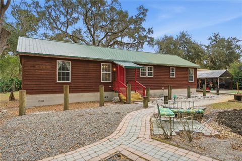 Photo of 8010 Franklin Road, Plant City, FL 33565 (MLS # TB8467757)