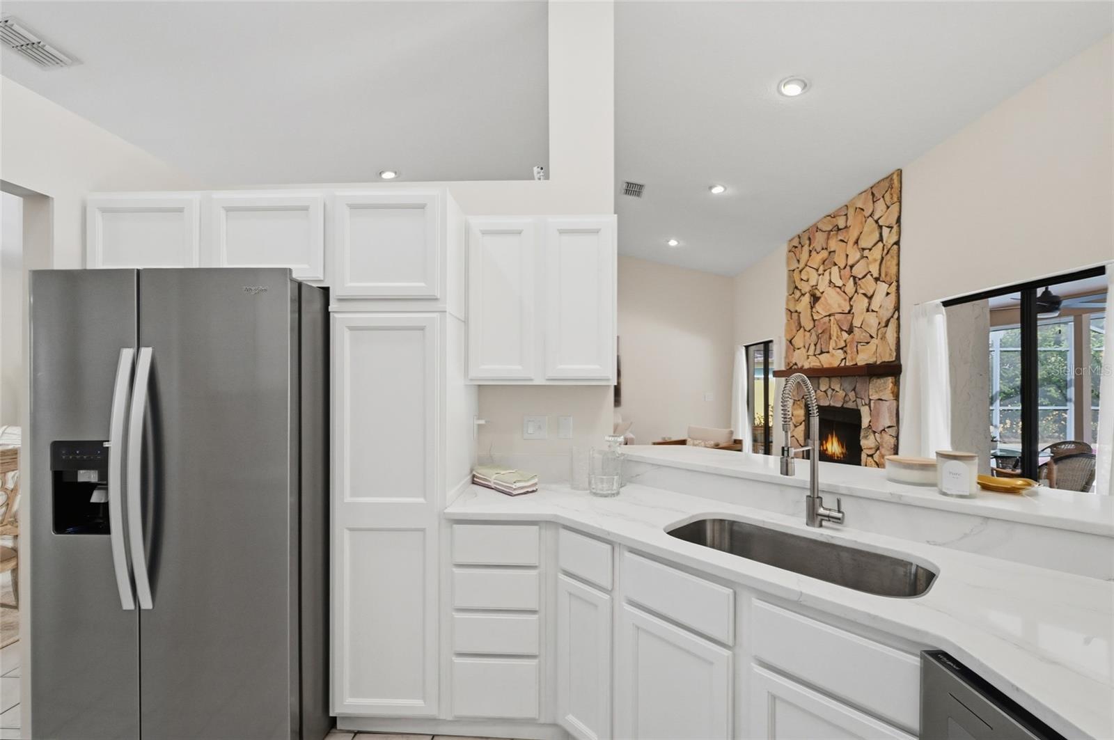 WOODLAWN LAKES FIRST ADD - Residential