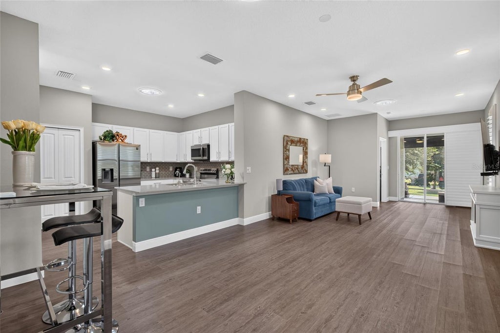 Photo of 4408 Bedford Way, Leesburg, FL 34748 (MLS # G5119385)