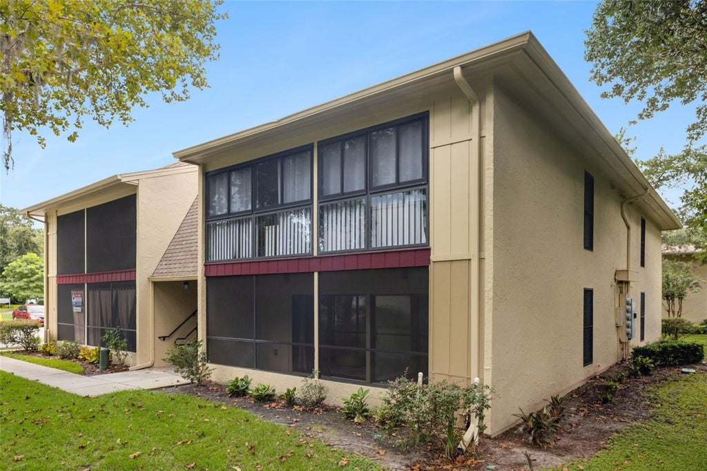 Photo of 220 Moree Loop #1, Winter Springs, FL 32708 (MLS # O6438570)