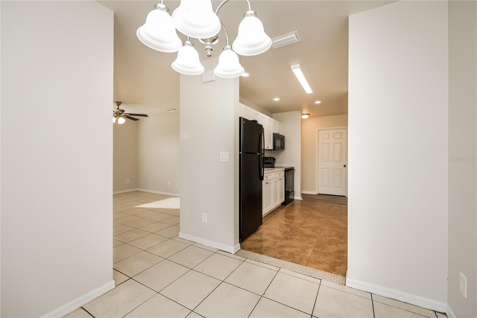 LEHIGH ACRES SEC 34 44 26 UNITS 01 12 - Residential Lease