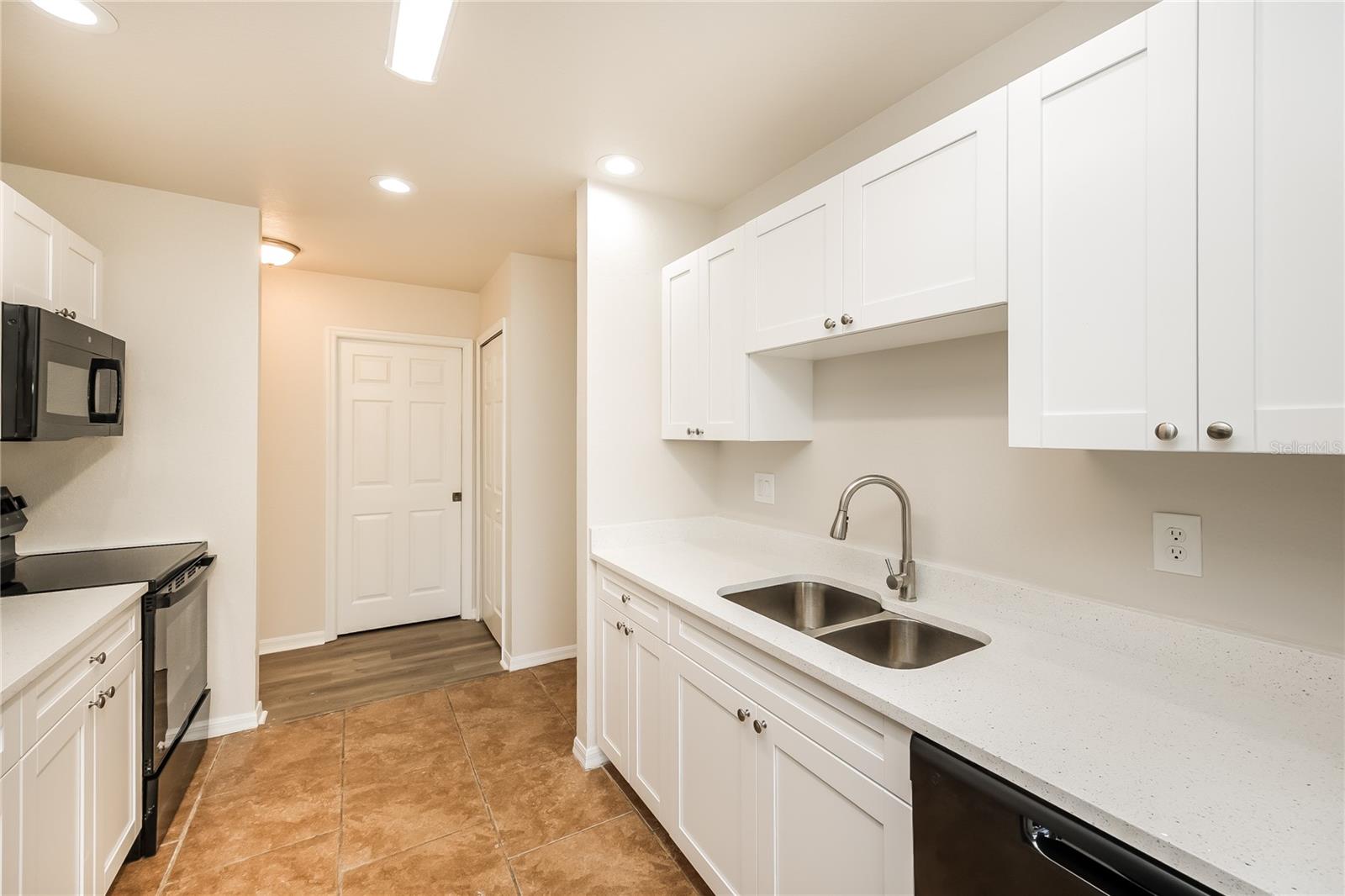 LEHIGH ACRES SEC 34 44 26 UNITS 01 12 - Residential Lease