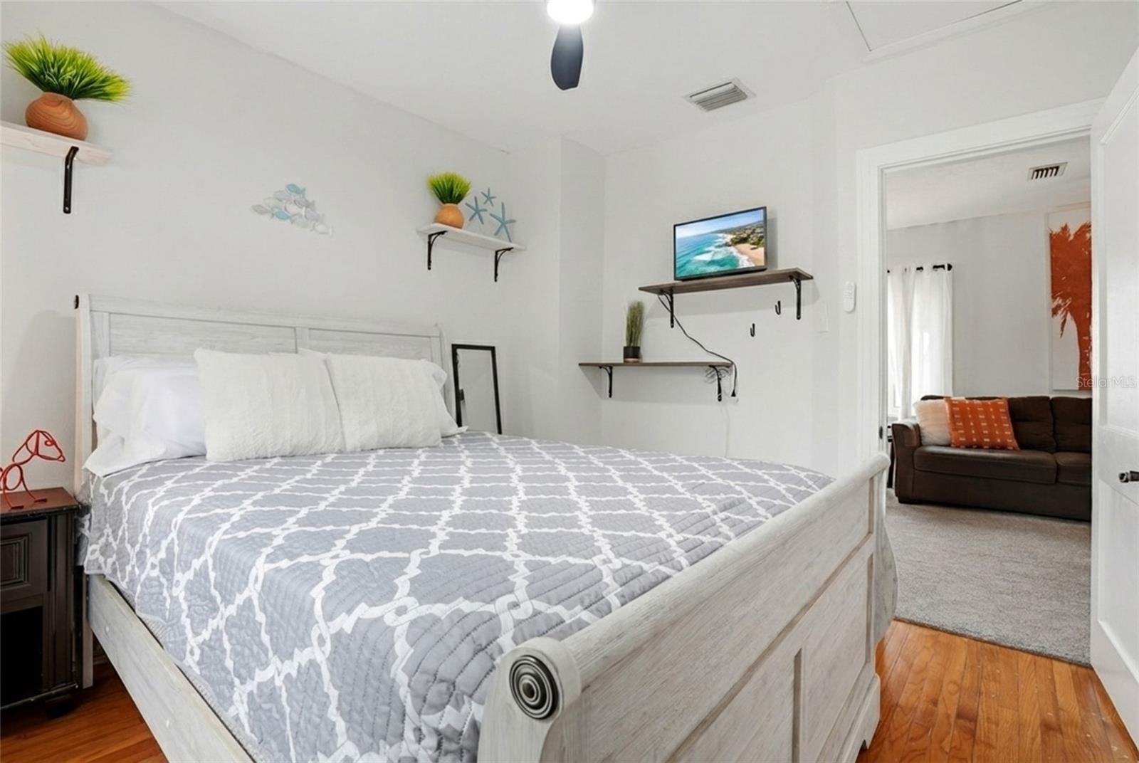CENTRAL PARK REV - Residential