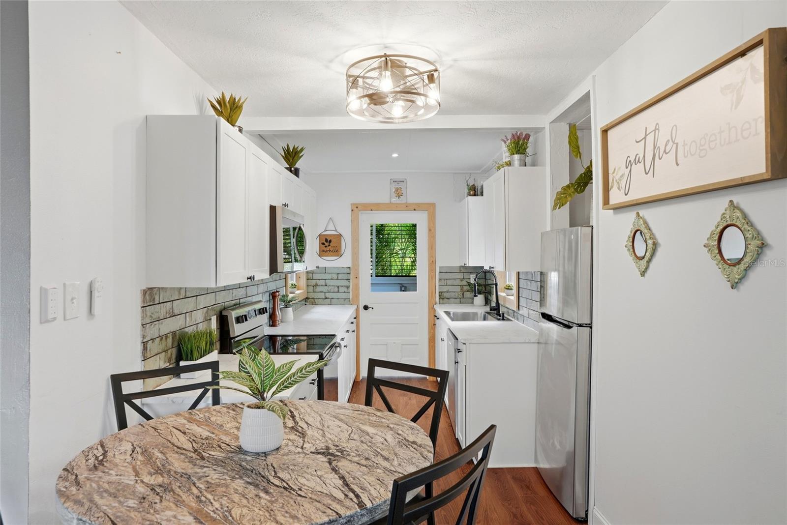 CENTRAL PARK REV - Residential