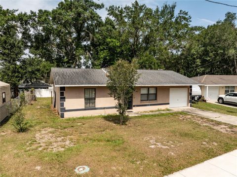 Tiny photo for 805 Pleasantdale Drive, Wildwood, FL 34785 (MLS # G5112219)