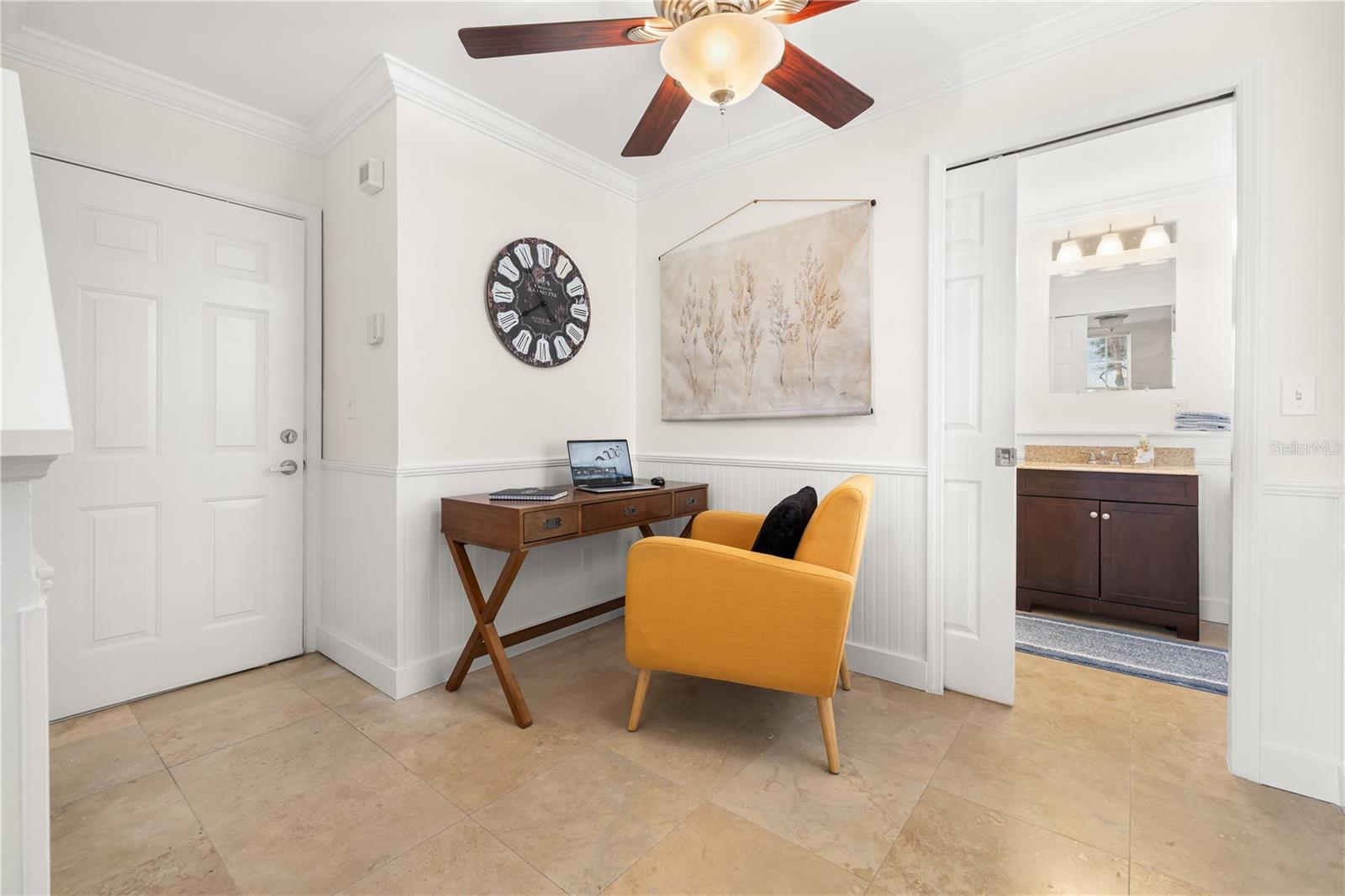 1054 WATERSIDE DRIVE