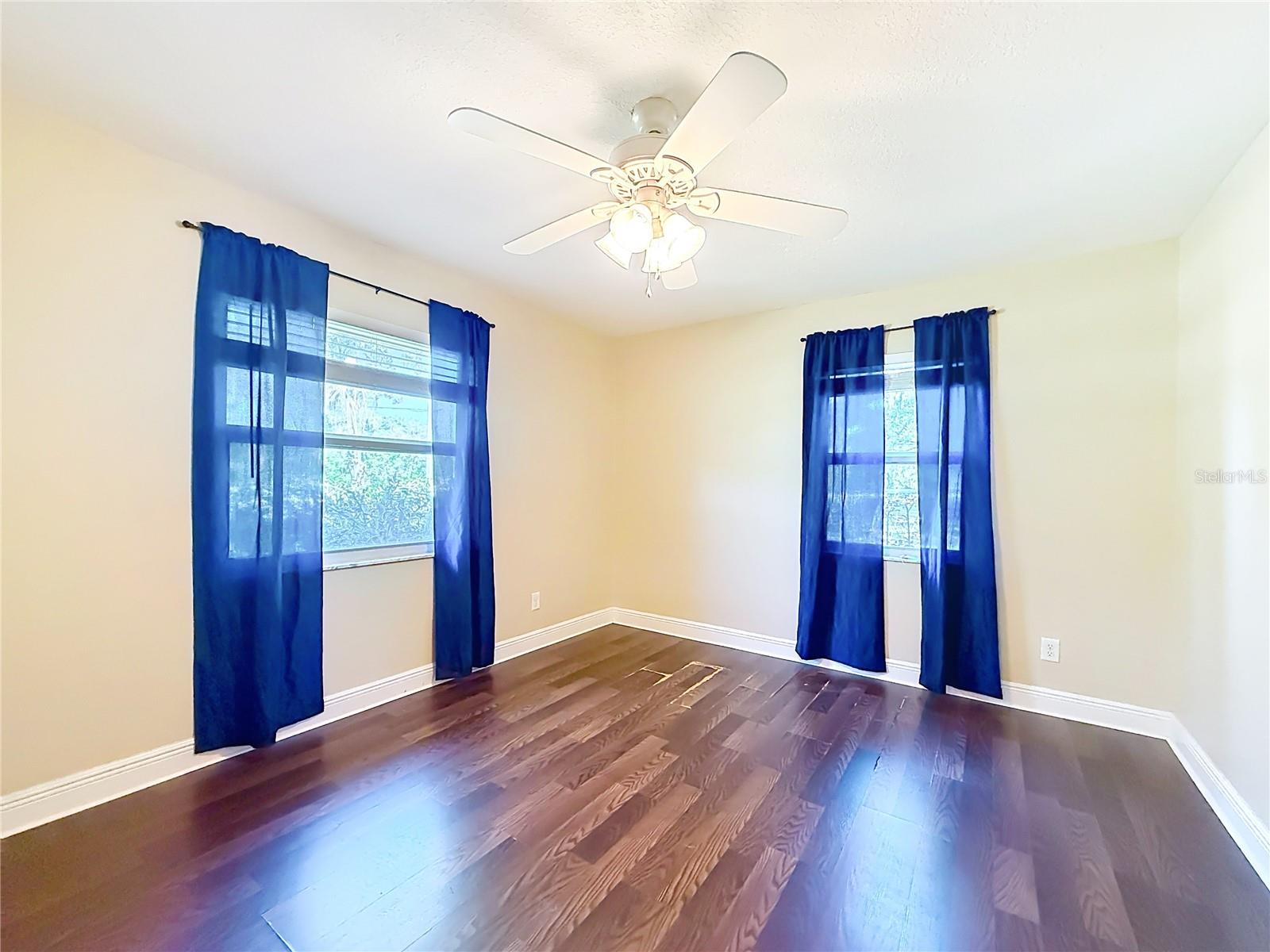 KENSINGTON ESTATES UNIT 01 - Residential