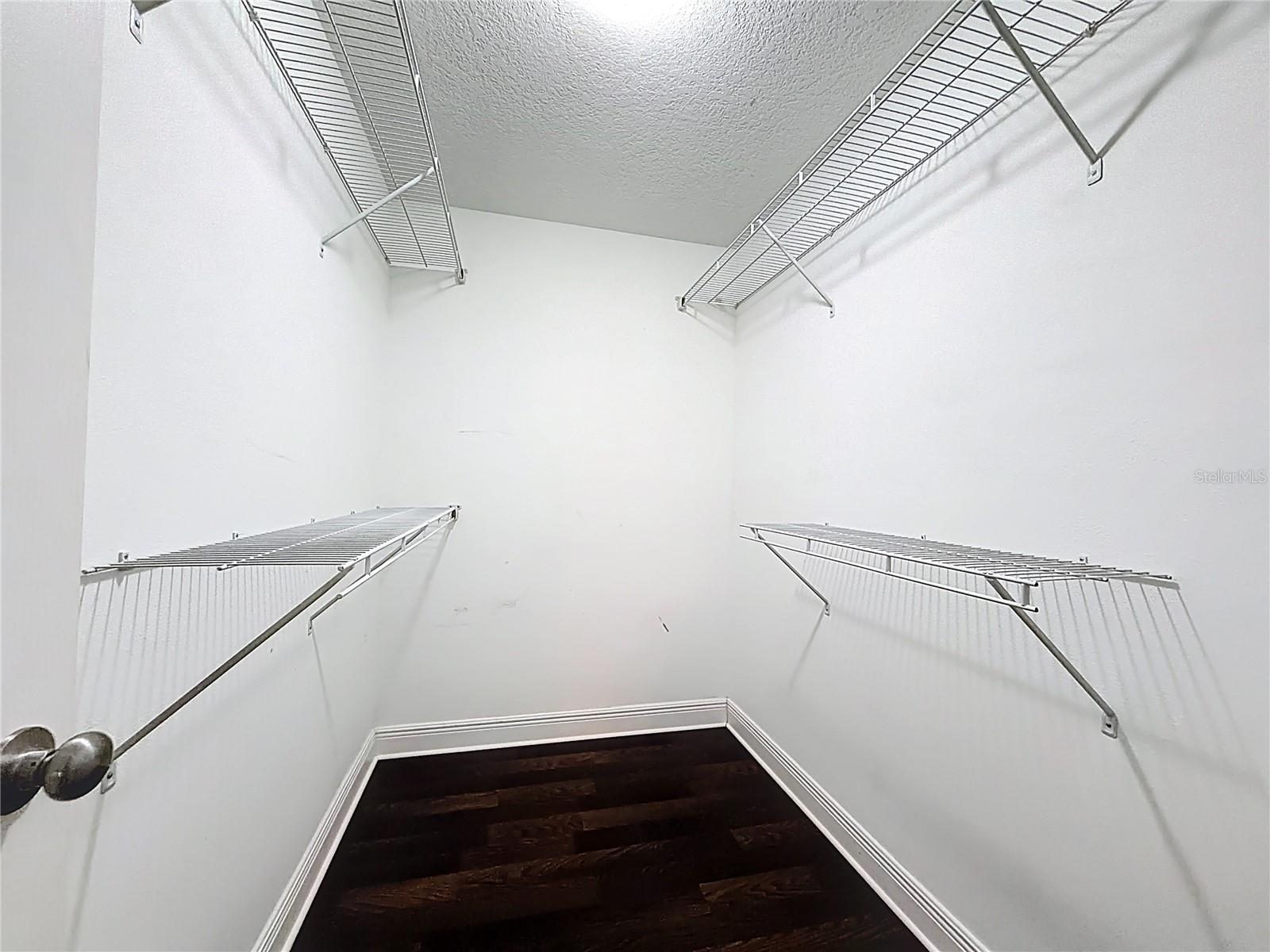 KENSINGTON ESTATES UNIT 01 - Residential